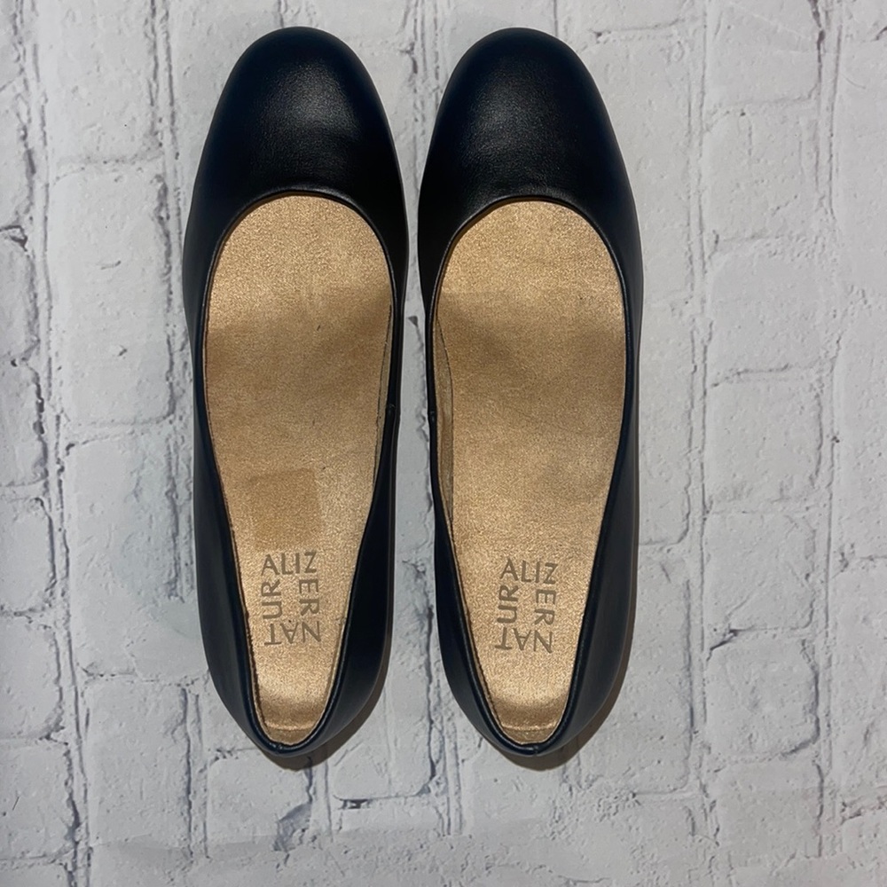 Classic Naturalizer Block Heel “Donelle” Pumps! US Sz 9!